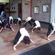 Kung-Fu-Chicos-(4)